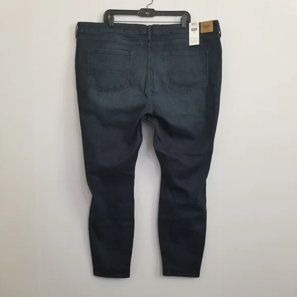 NWT Denizen Levi's Dark Wash Mid Rise Skinny Jeans Size 26 - Picture 4 of 9